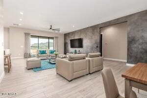 1620 E Cloud RD photo 5