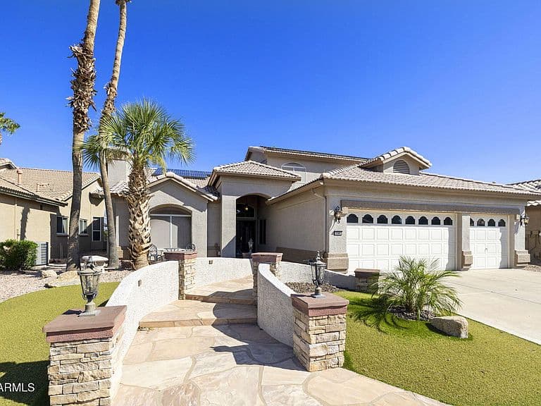 3365 N 153RD Drive photo 4
