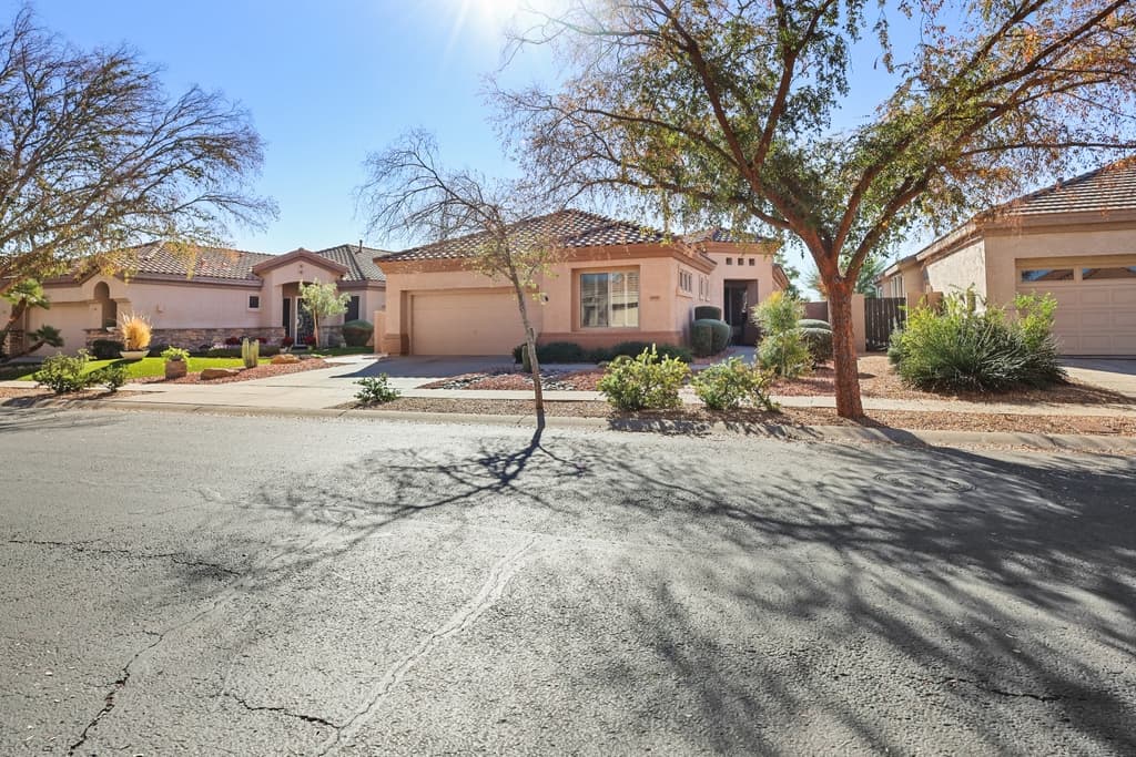 Photo of 1021 East Carlise Road